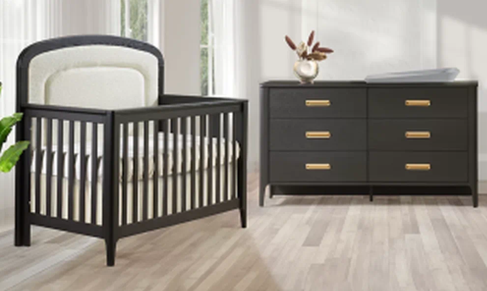 High End Baby and Kid s Furniture Natart Juvenile